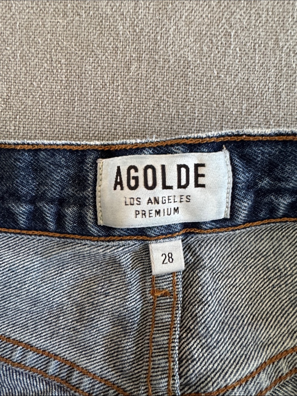 AGOLDE Denim Jean Shorts size 28 - Picture 3 of 4